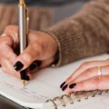 Escrita criativa: conheça 3 técnicas para ter um texto original