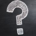 É correto falar “maiores informações”? Descubra a resposta