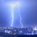 Um raio é 5x mais quente do que a superfície do Sol; entenda