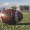 Eis o motivo da bola de futebol americano não ser redonda